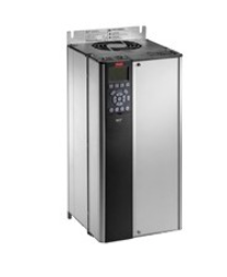 131L9968 DANFOSS DRIVES Variador VLT HVAC FC-102 30 KW / 40 HP, 380-480 VAC, sin freno, IP20 / Chasis